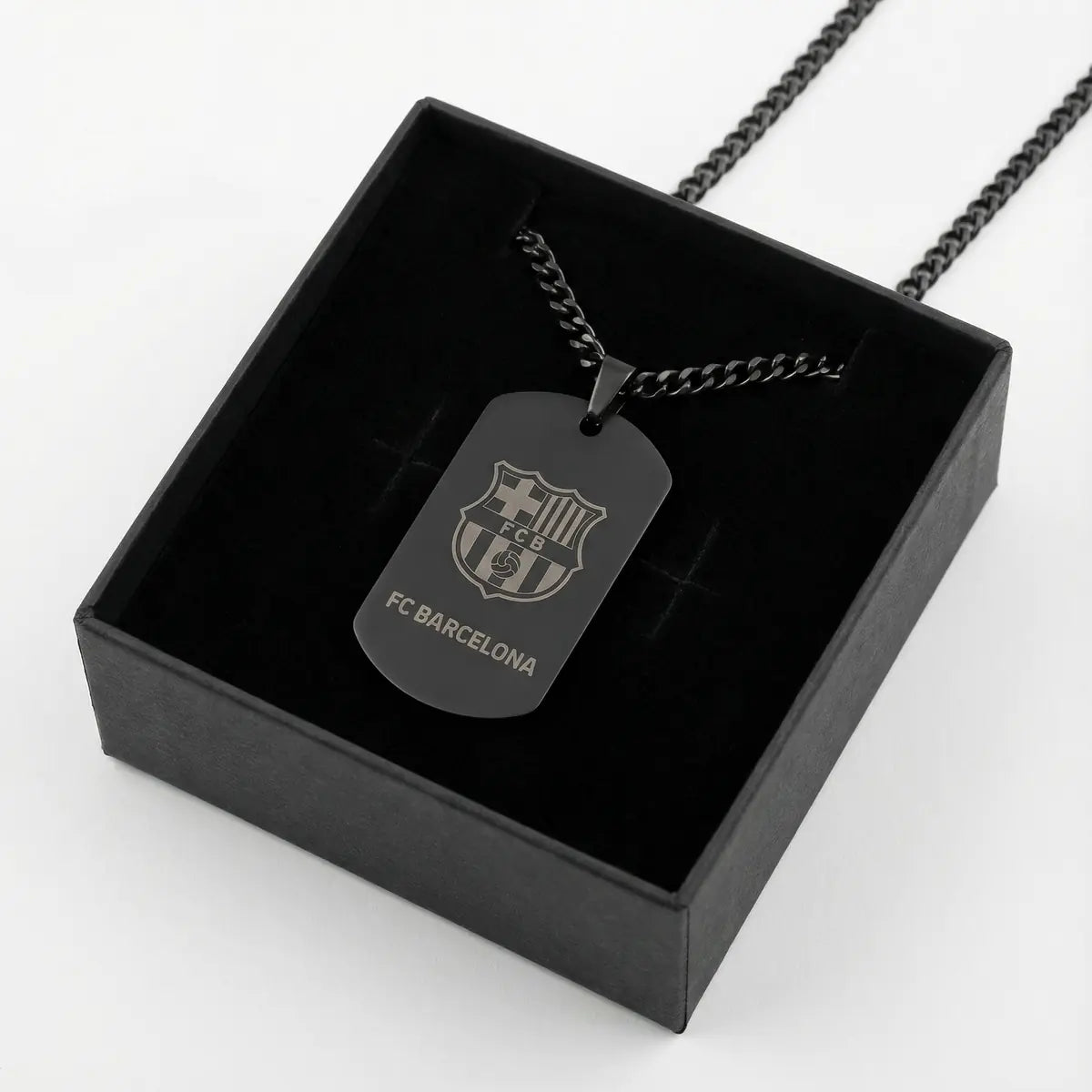 Collier plaque acier titane noir – édition football