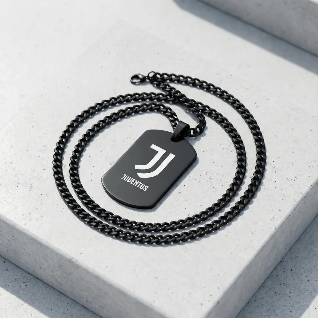 Collier plaque acier titane noir – édition football