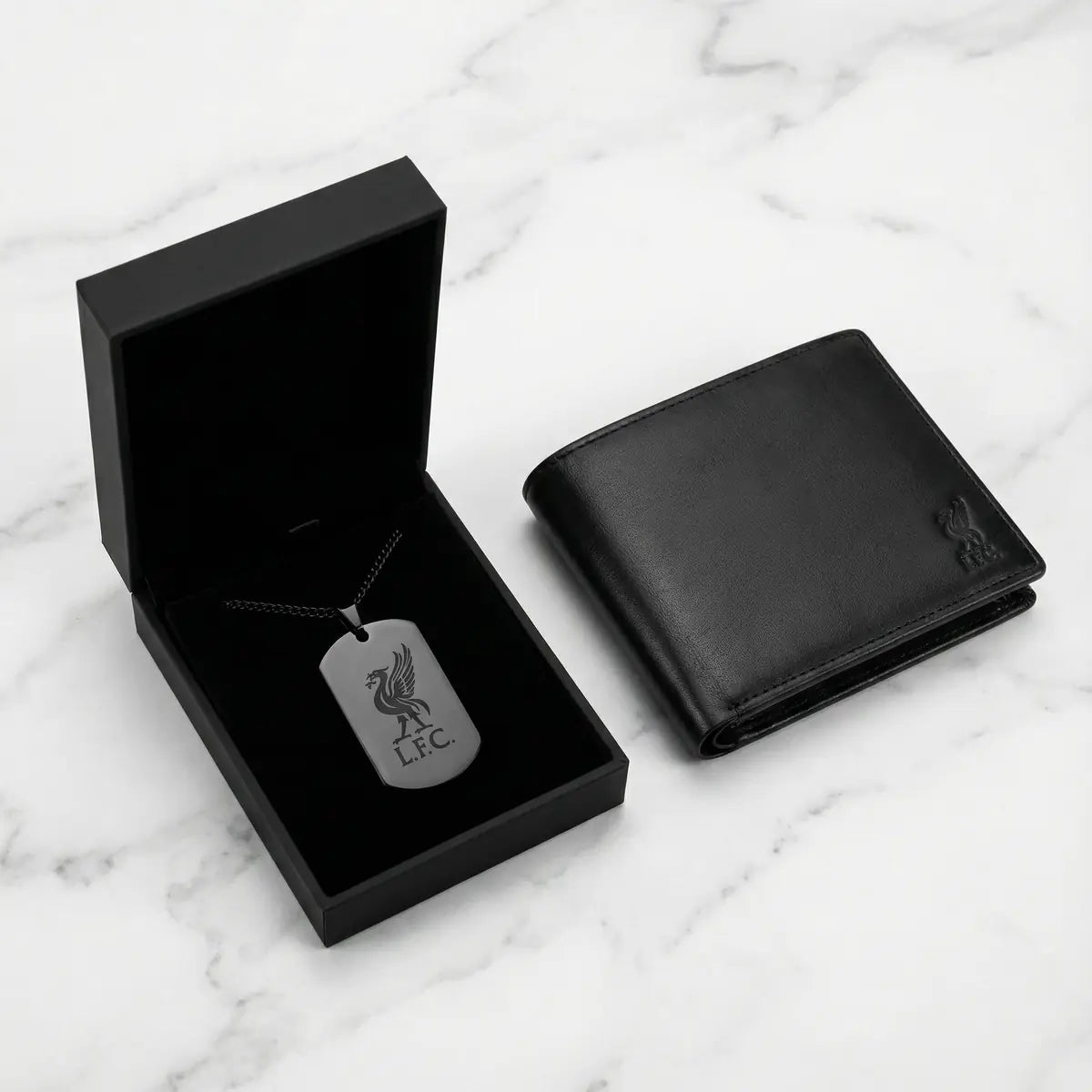 Collier plaque acier titane noir – édition football